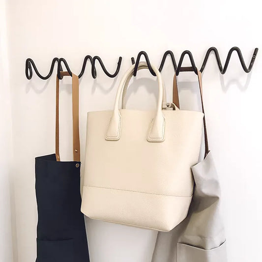 patère porte manteau original noire