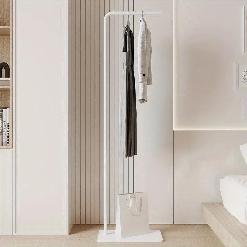 porte manteau moderne sur pied