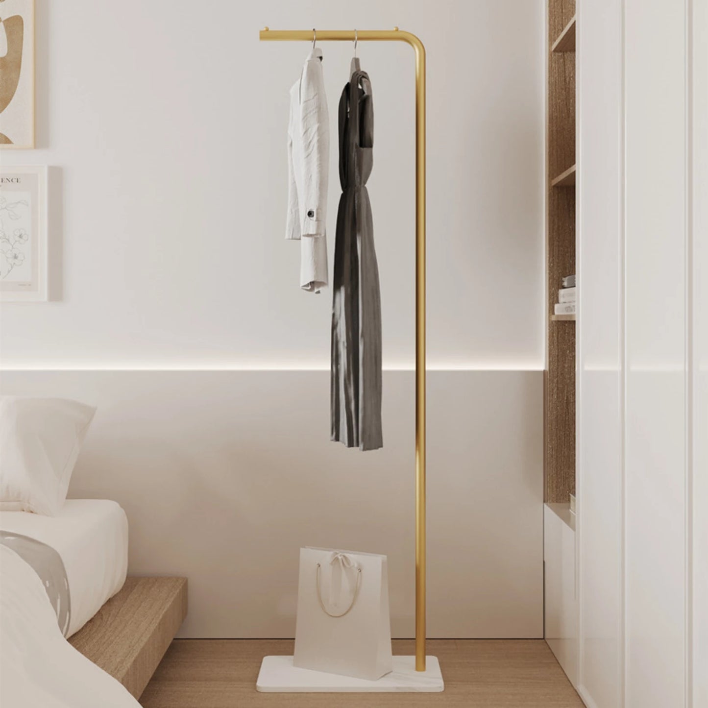 porte manteau moderne sur pied