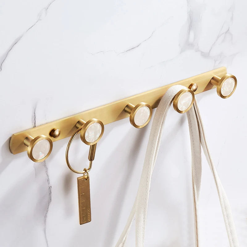 patère en laiton blanche